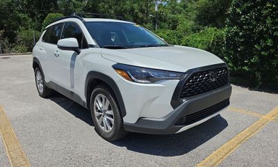 2022 Toyota Corolla Cross LE