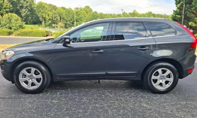 2012 Volvo XC60 32