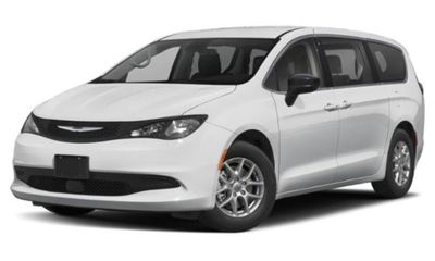 2024 Chrysler Voyager LX