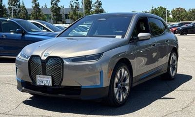 2024 BMW IX XDRIVE50