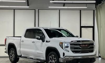 2026 GMC Sierra SLT