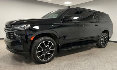 2022 Chevrolet Suburban RST