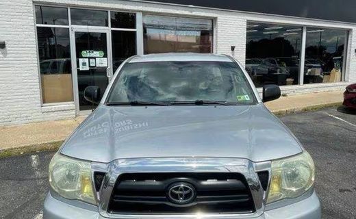 2005 Toyota Tacoma DLX