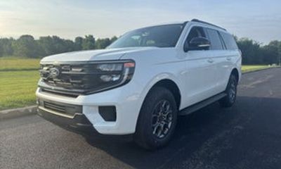 2027 Ford Expedition Active
