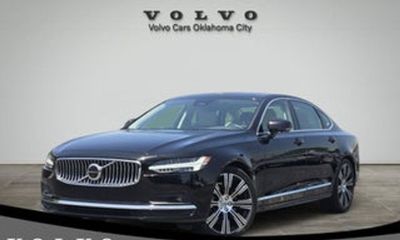 2023 Volvo S90 Ultimate Bright With
