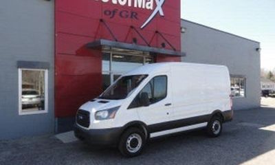 2019 Ford Transit 250 Medium Roof