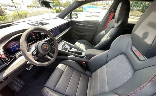 2026 Porsche Macan GTS