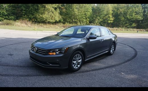 2017 Volkswagen Passat S