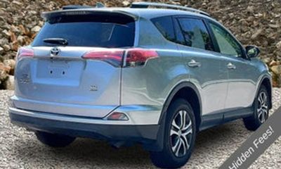 2018 Toyota RAV4 LE