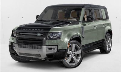 2024 Land Rover Defender 110 SE
