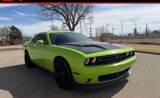 2015 Dodge Challenger SXT Plus