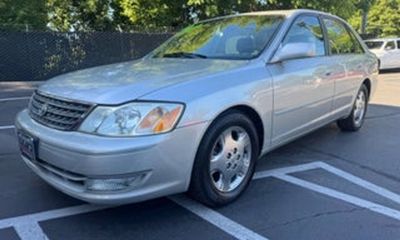 2003 Toyota Avalon XL