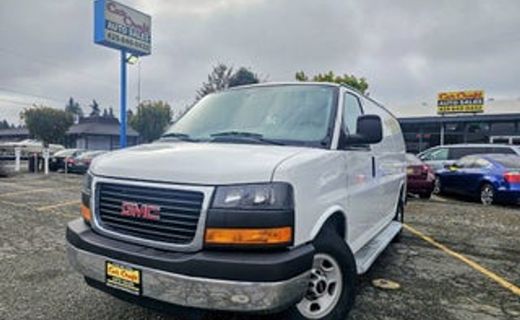 2018 GMC Savana Cargo