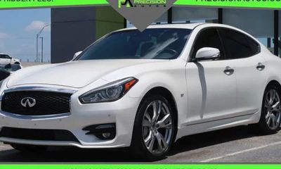 2019 Infiniti Q70 37 Luxe