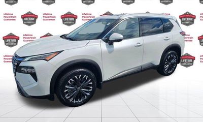 2025 Nissan Rogue SL