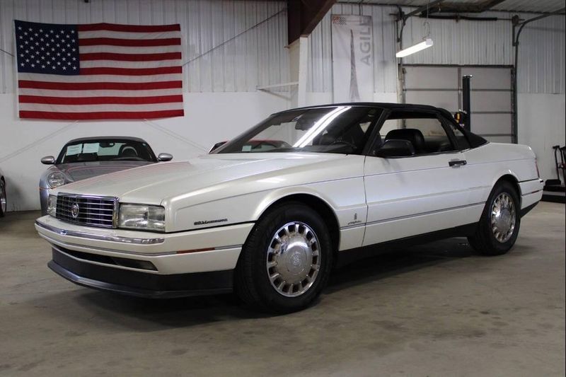 Representative 1993 Cadillac Allante photo