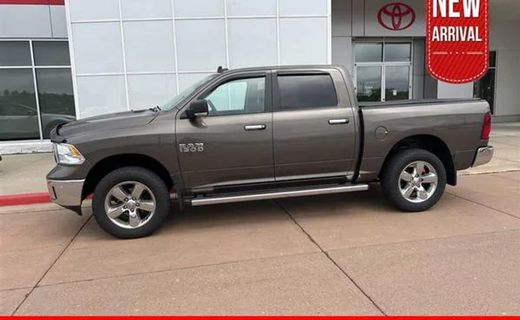 2018 Ram 1500 SLT
