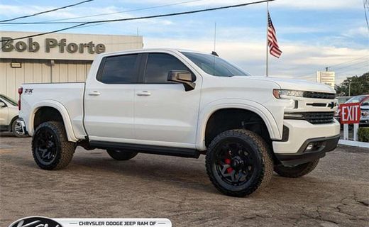 2021 Chevrolet Silverado RST