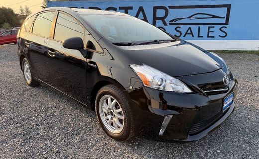 2013 Toyota Prius V Three