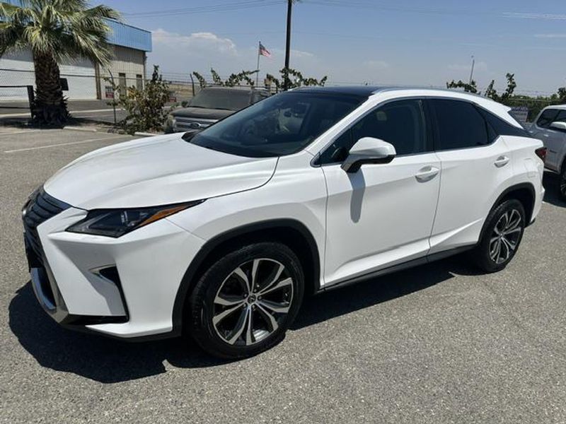 2019 Lexus RX — a typically priced live listing