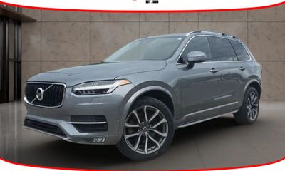 2019 Volvo XC90 Momentum