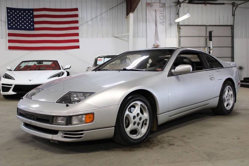 Representative 1990 Nissan 300ZX photo