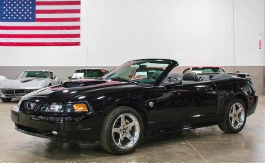 2004 Ford Mustang GT