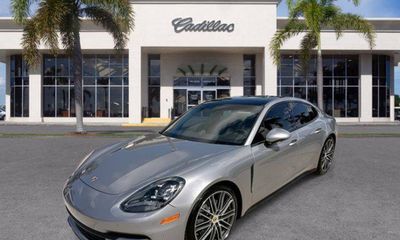 2017 Porsche Panamera S 4S