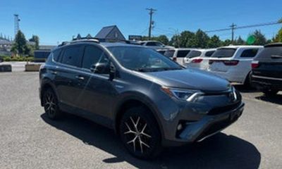 2017 Toyota RAV4 LTD Hybrid