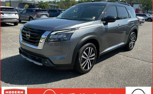2025 Nissan Pathfinder Platinum