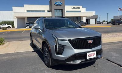 2024 Cadillac XT4 Sport