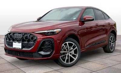 2026 Audi SQ5 Quattro Premium Plus