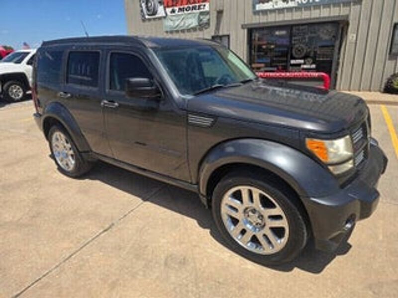 2011 Dodge Nitro — a typically priced live listing