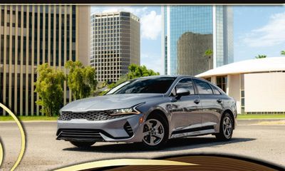 2022 Kia K5 LXS