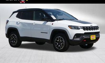 2025 Jeep Compass Trailhawk