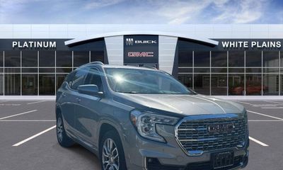 2023 GMC Terrain Denali