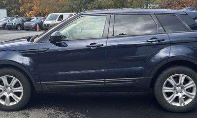 2018 Land Rover Range Evoque SE Premium