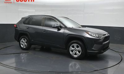 2021 Toyota RAV4 LE