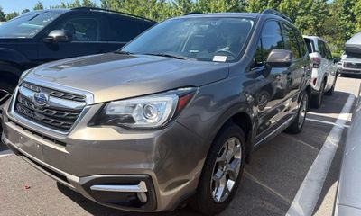2018 Subaru Forester Touring ES Navi