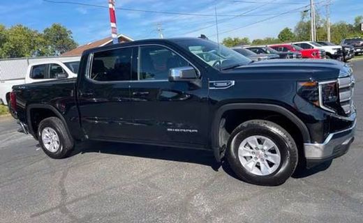 2026 GMC Sierra SLE
