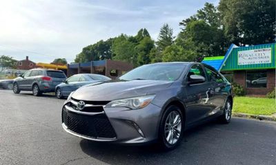 2017 Toyota Camry LE SE XLE