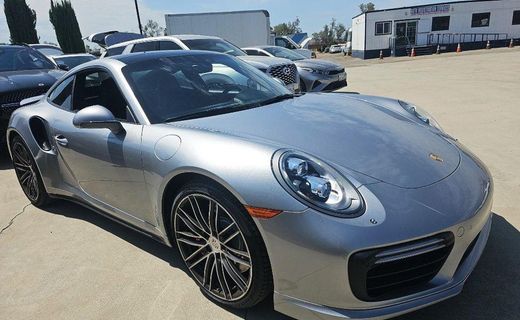 2017 Porsche 911 Turbo S