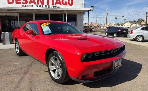 2021 Dodge Challenger SXT