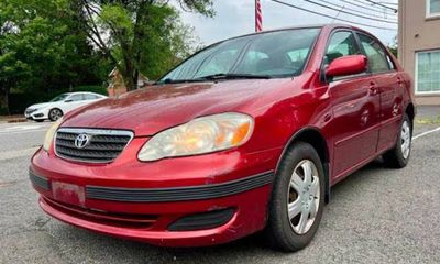 2005 Toyota Corolla LE