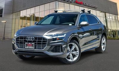 2019 Audi Q8 Premium