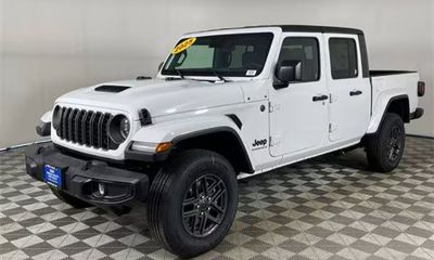 2025 Jeep Gladiator Sport