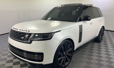 2025 Land Rover Range SV