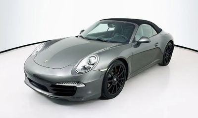 2013 Porsche 911 Cabriolet 4