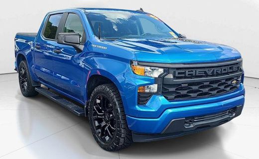 2023 Chevrolet Silverado Custom