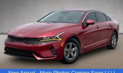 2023 Kia K5 EX